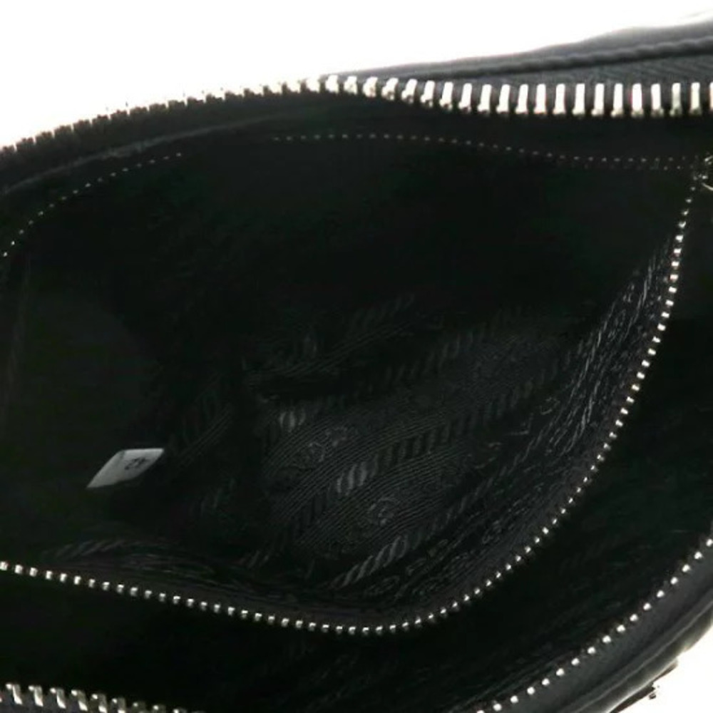 Prada 2005 Bag iconic enameled triangle logo Black - Picture 8 of 9